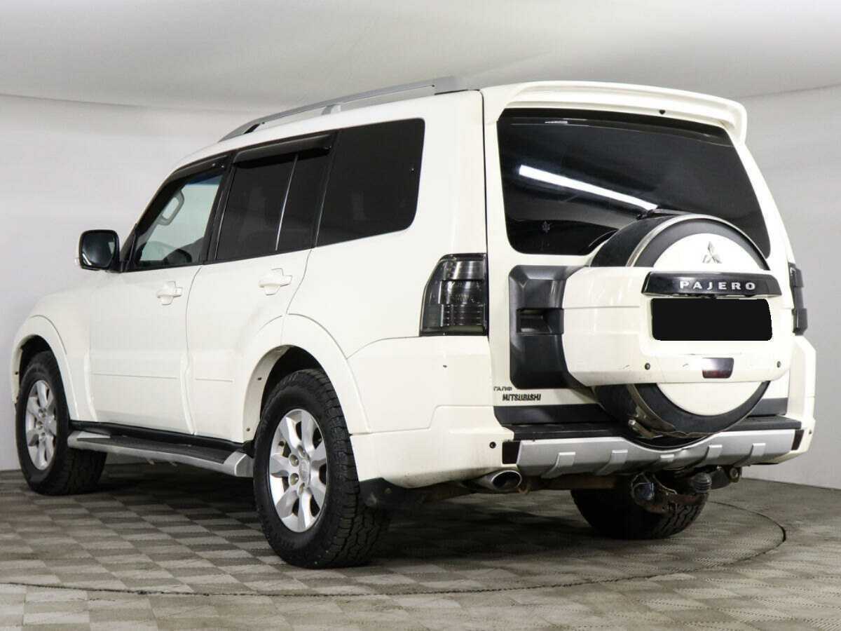 Купить Mitsubishi Pajero с пробегом. Фото: #6