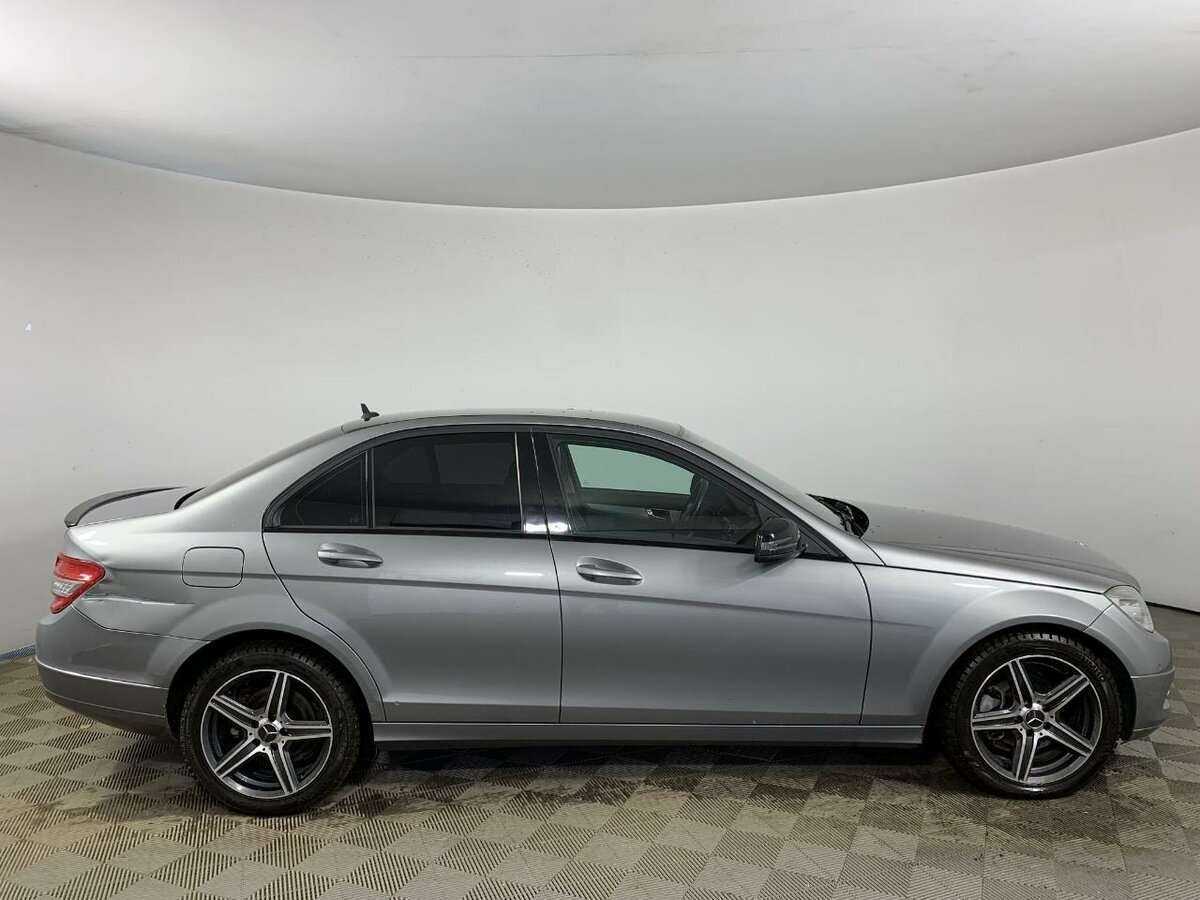 Купить Mercedes-Benz C-Класс с пробегом. Фото: #3
