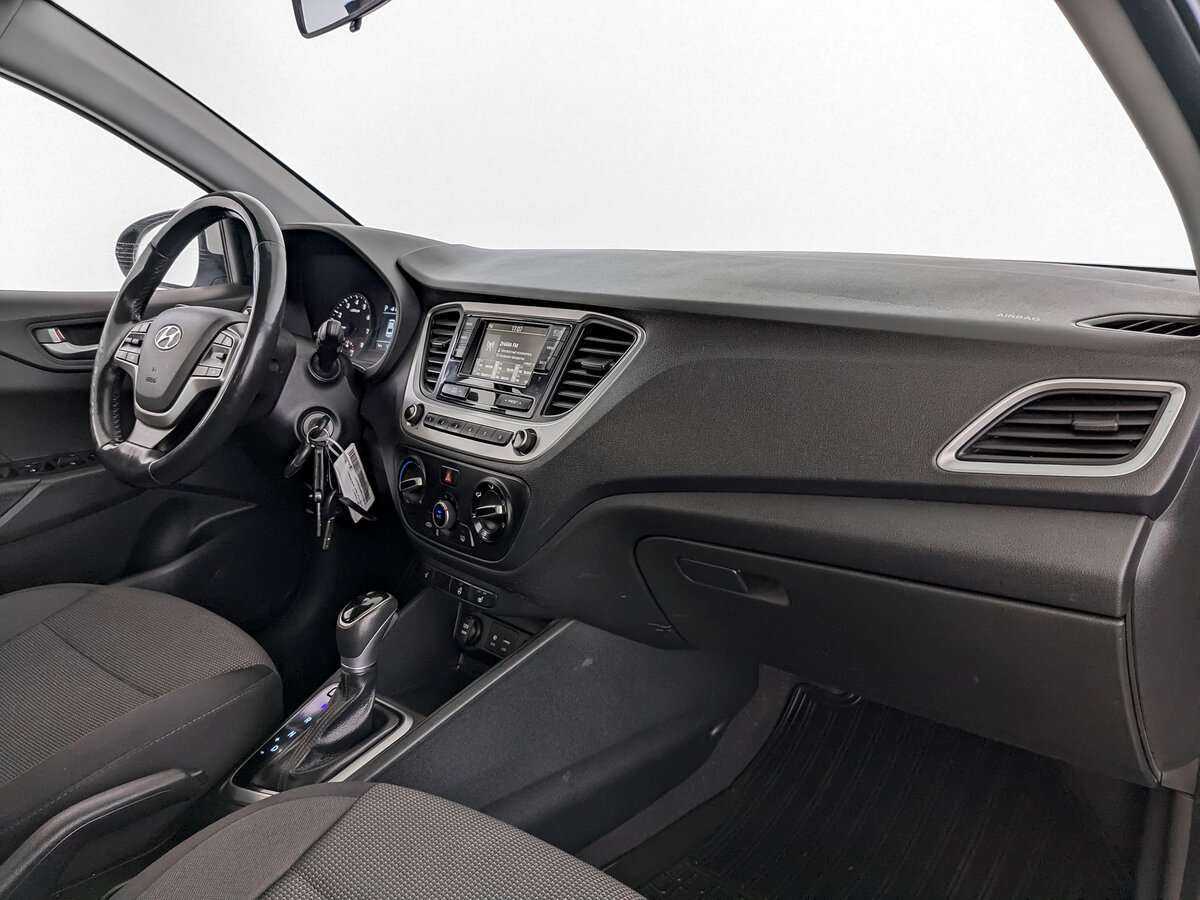 Купить Hyundai Solaris с пробегом. Фото: #10