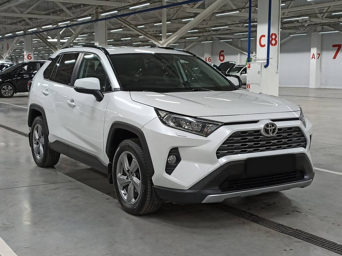 Купить Toyota RAV4 с пробегом. Фото: #2