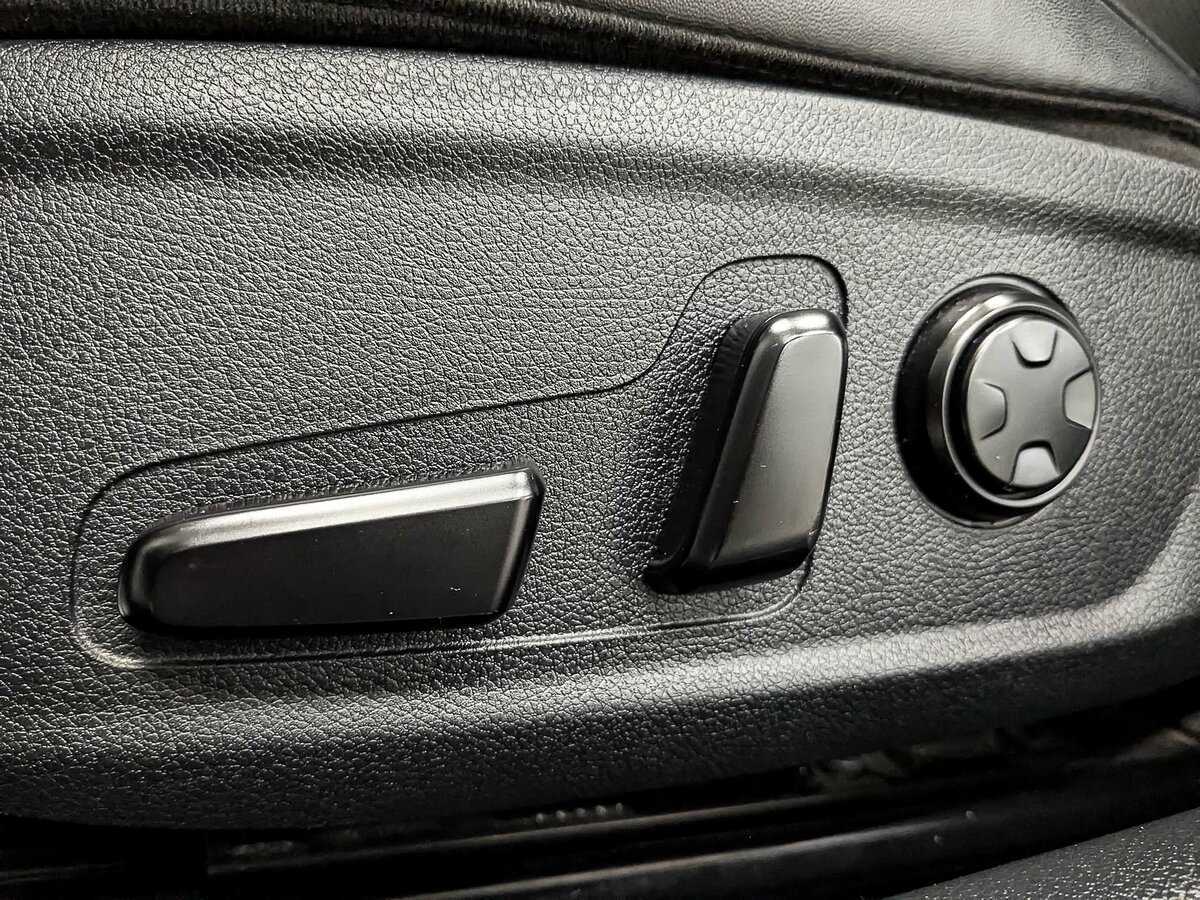Купить Kia Stinger с пробегом. Фото: #23