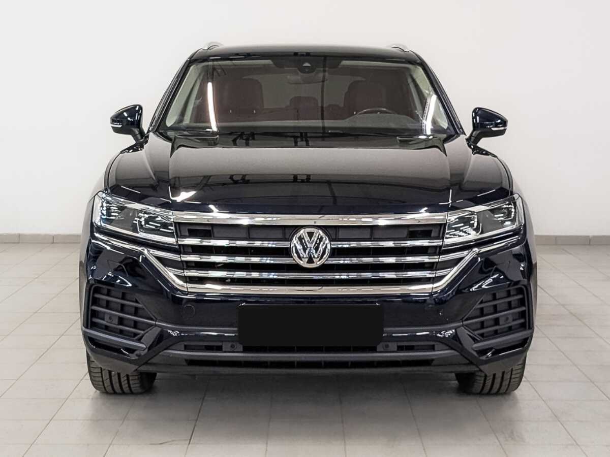 Купить Volkswagen Touareg с пробегом. Фото: #1