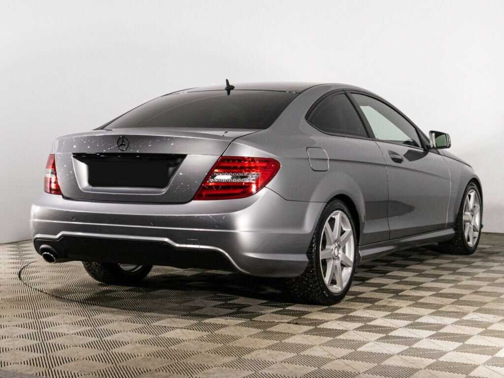 Купить Mercedes-Benz C-Класс с пробегом. Фото: #4