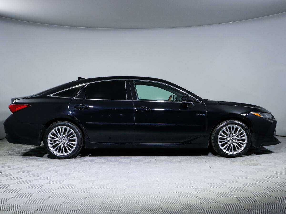 Купить Toyota Avalon с пробегом. Фото: #3