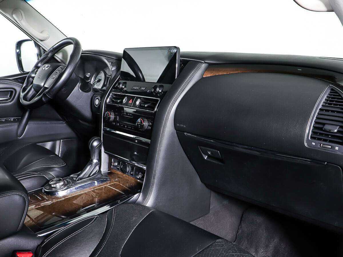 Купить Infiniti QX80 с пробегом. Фото: #7