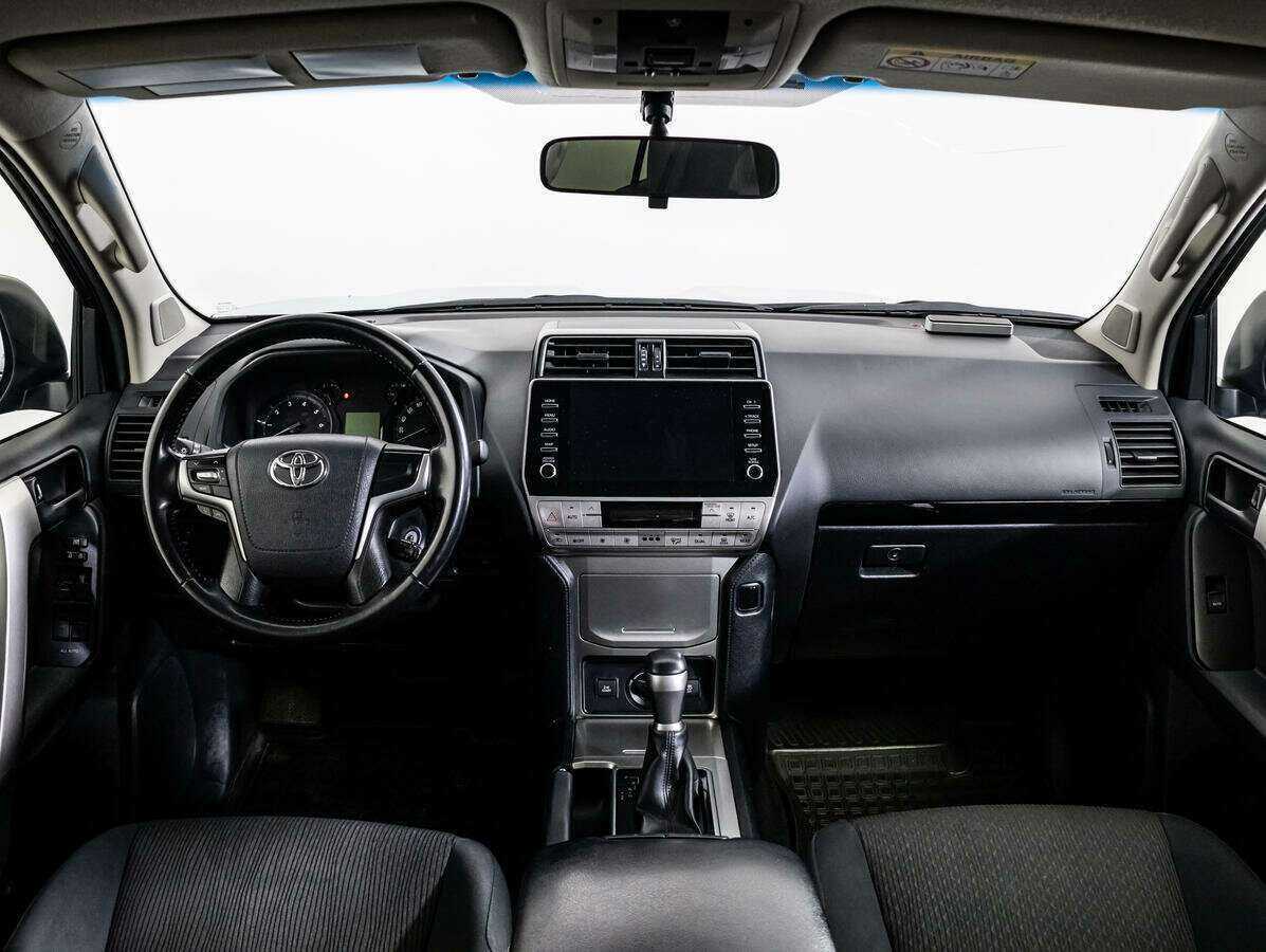 Купить Toyota Land Cruiser Prado с пробегом. Фото: #10
