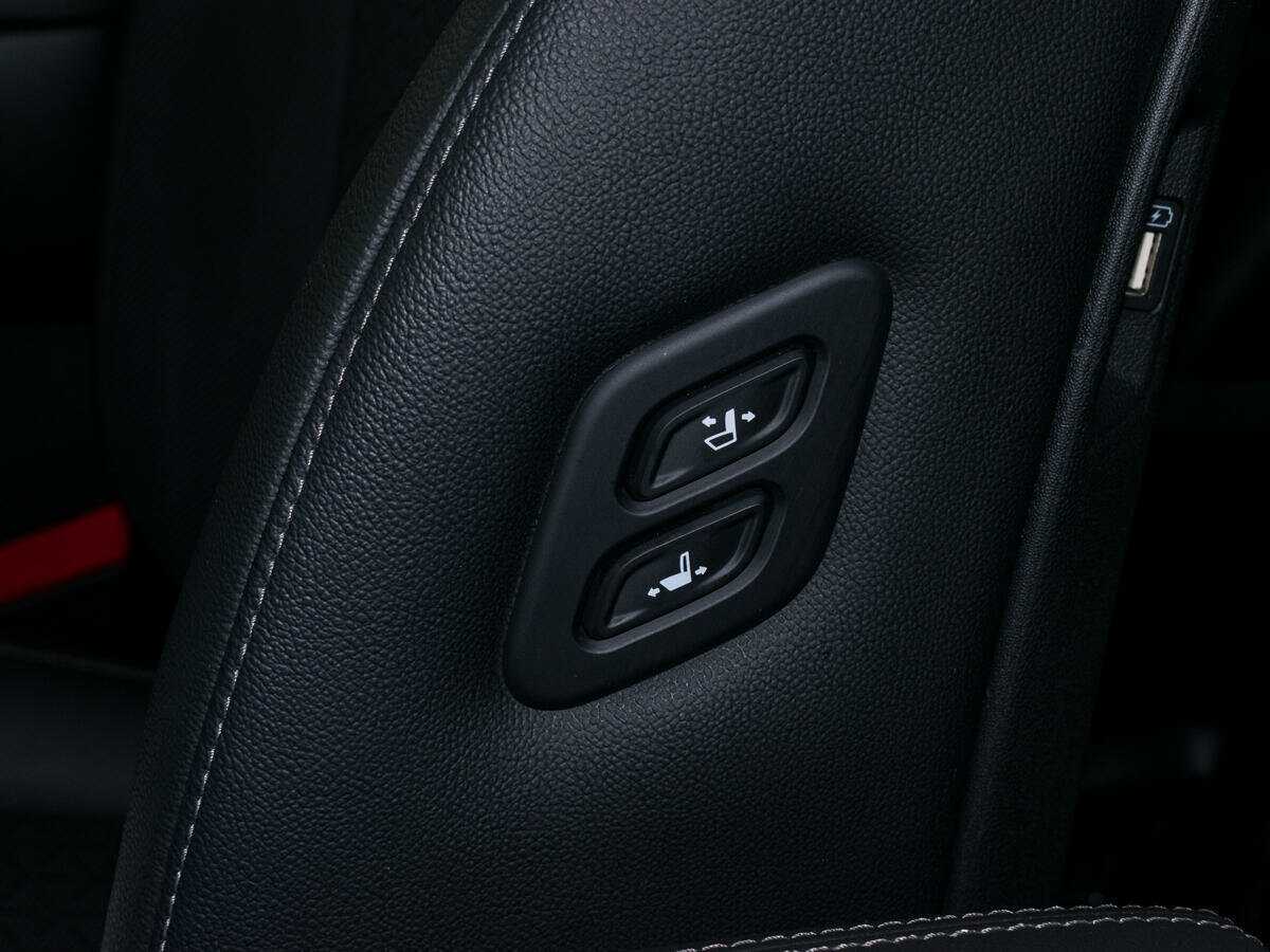 Купить Kia Sorento с пробегом. Фото: #23