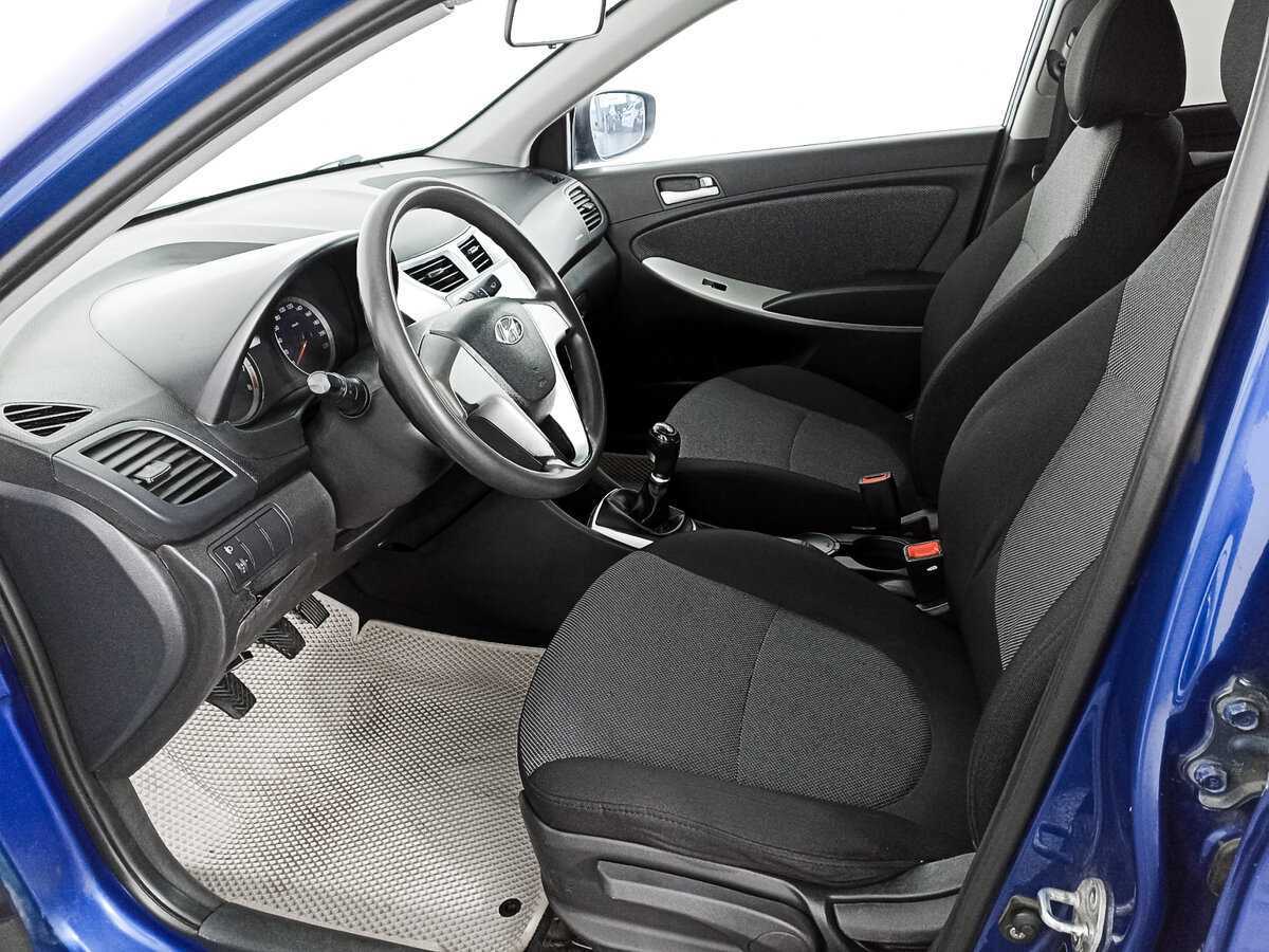 Купить Hyundai Solaris с пробегом. Фото: #13