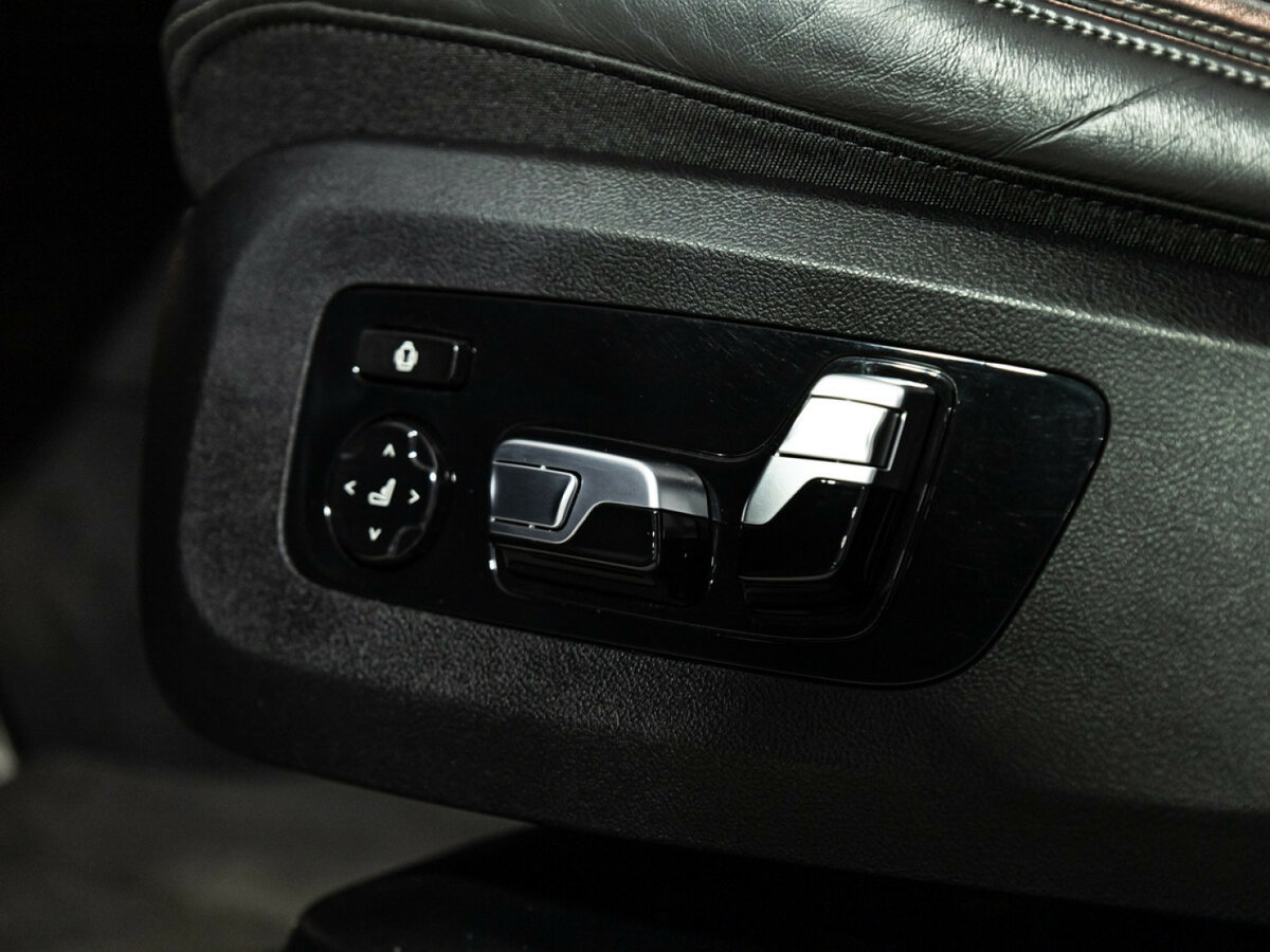 Купить BMW X6 с пробегом. Фото: #13