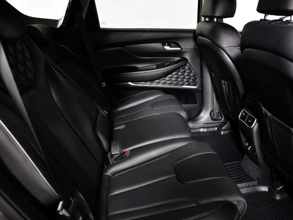 Купить Hyundai Santa Fe с пробегом. Фото: #9