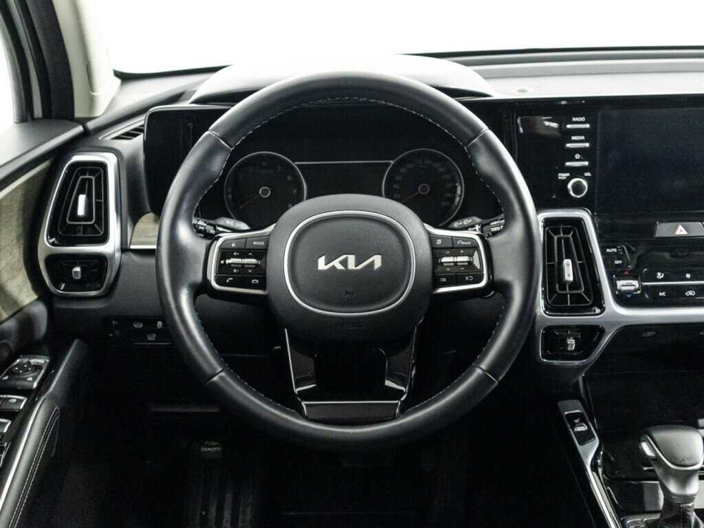 Купить Kia Sorento с пробегом. Фото: #21