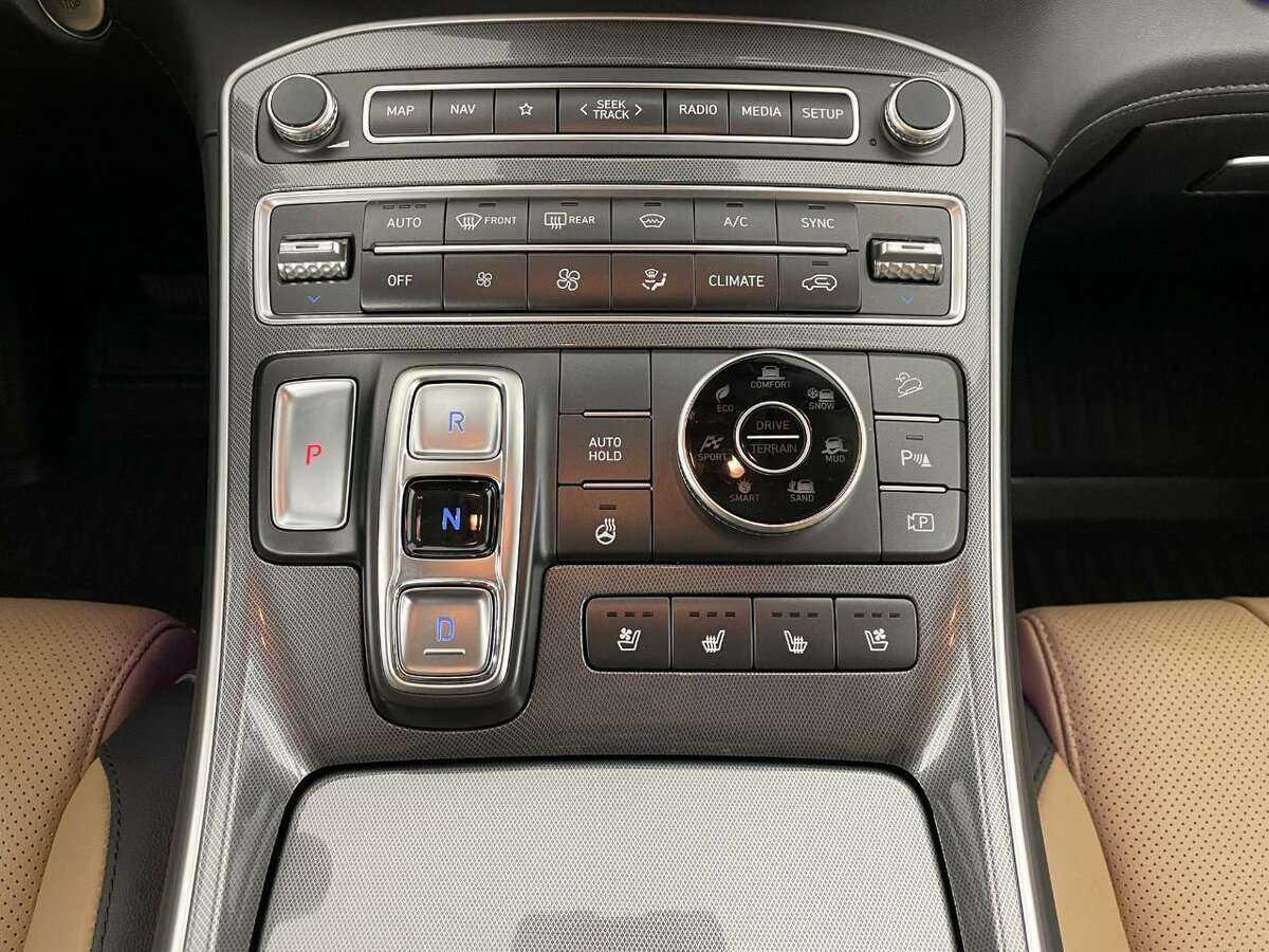 Купить Hyundai Santa Fe с пробегом. Фото: #12