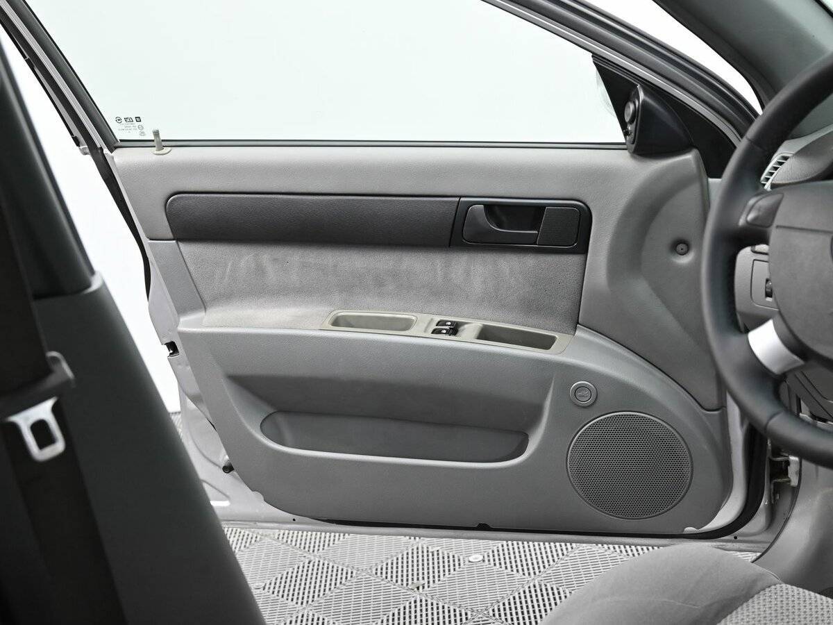 Купить Chevrolet Lacetti с пробегом. Фото: #6
