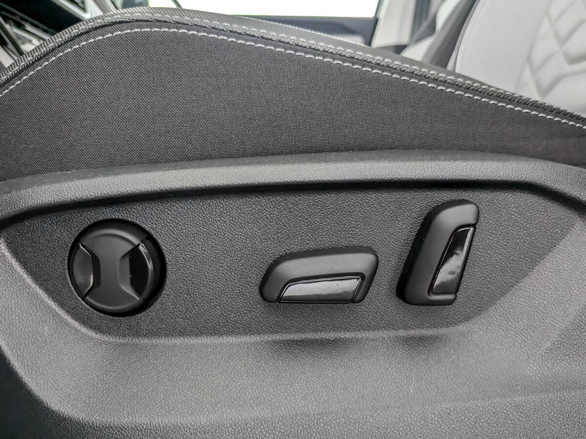 Купить Volkswagen Tayron с пробегом. Фото: #16