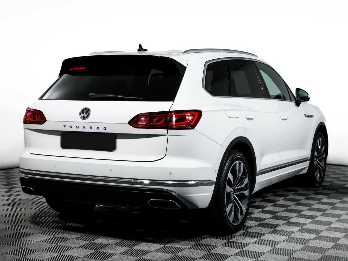 Купить Volkswagen Touareg с пробегом. Фото: #4
