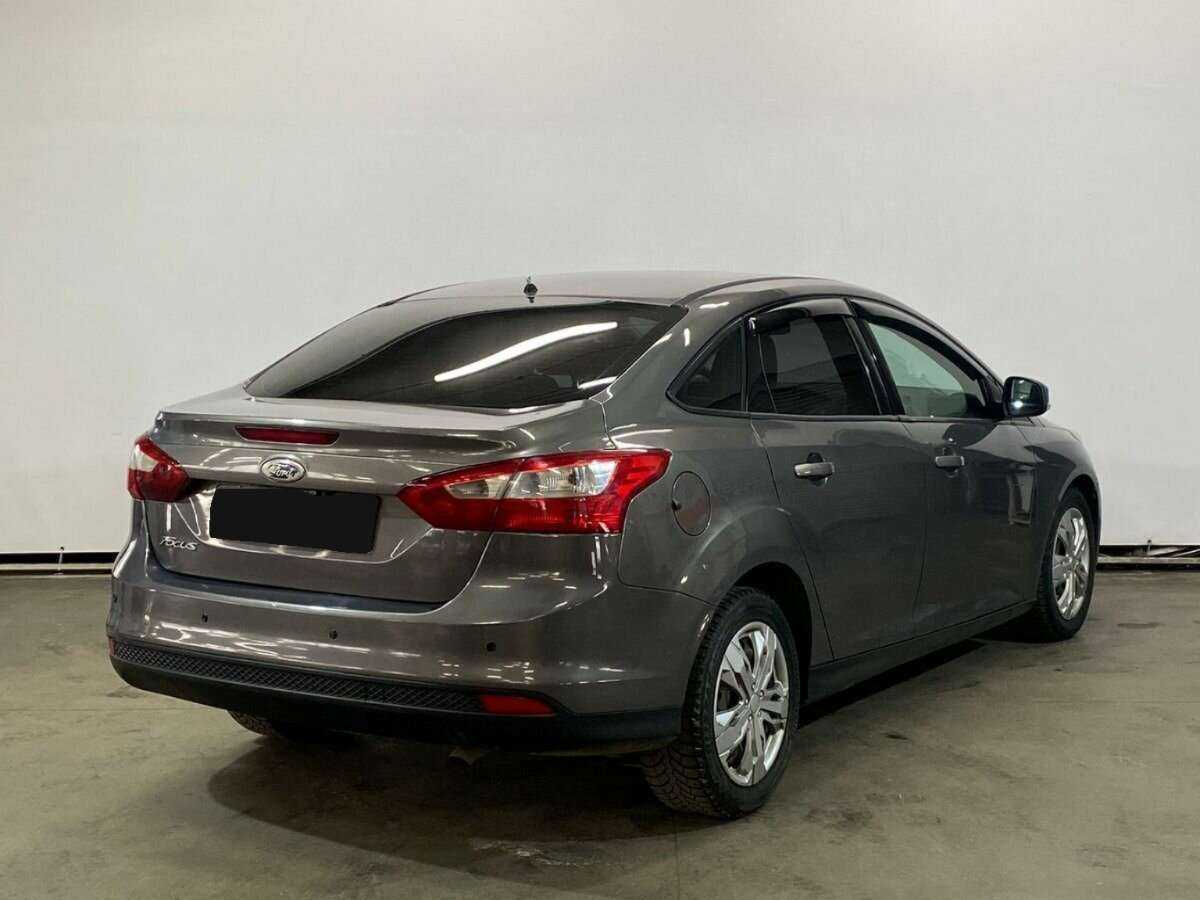 Купить Ford Focus с пробегом. Фото: #4