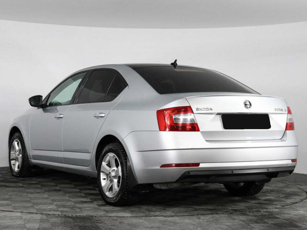 Купить Skoda Octavia с пробегом. Фото: #3