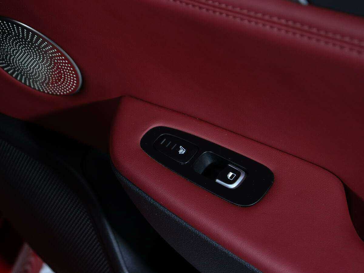 Купить Kia Stinger с пробегом. Фото: #17