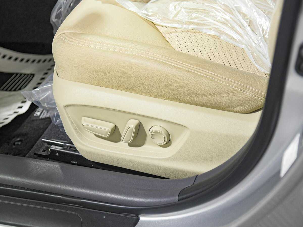 Купить Toyota Camry с пробегом. Фото: #13