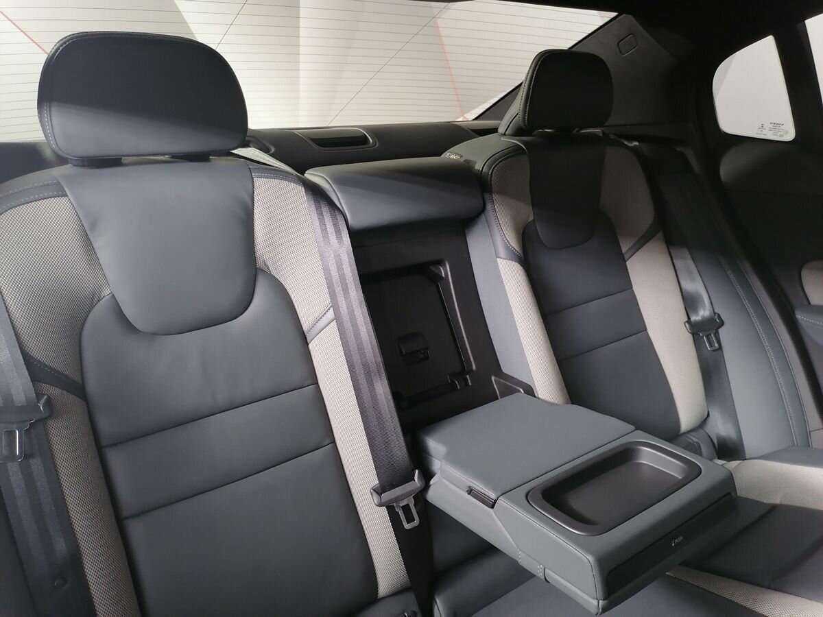 Купить Volvo S60 с пробегом. Фото: #12
