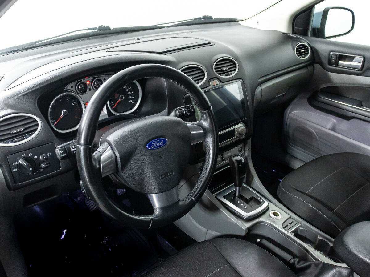Купить Ford Focus с пробегом. Фото: #10