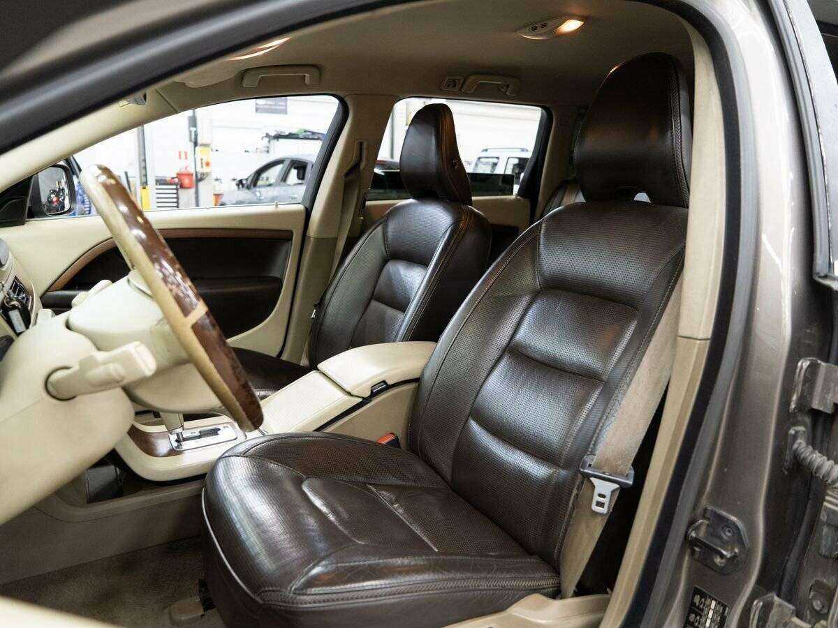 Купить Volvo XC70 с пробегом. Фото: #5