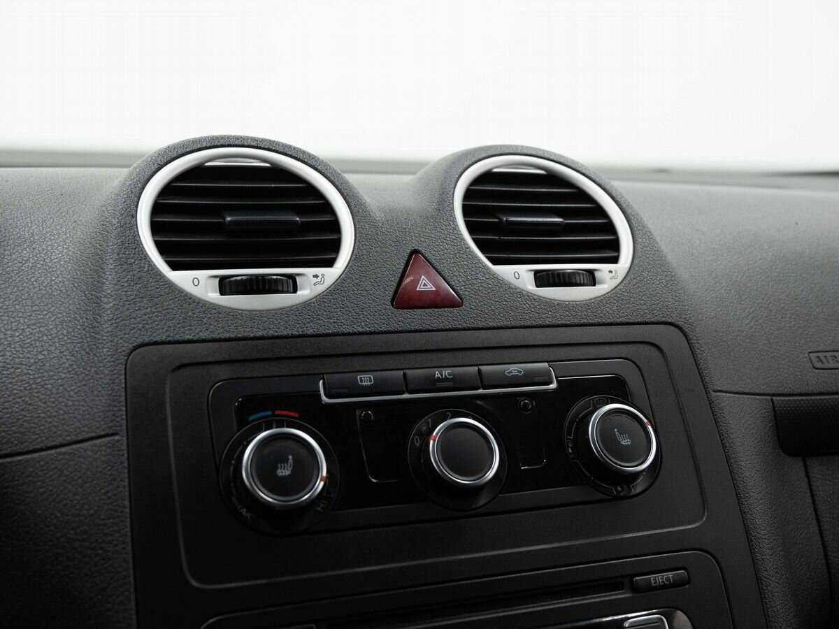 Купить Volkswagen Caddy с пробегом. Фото: #20