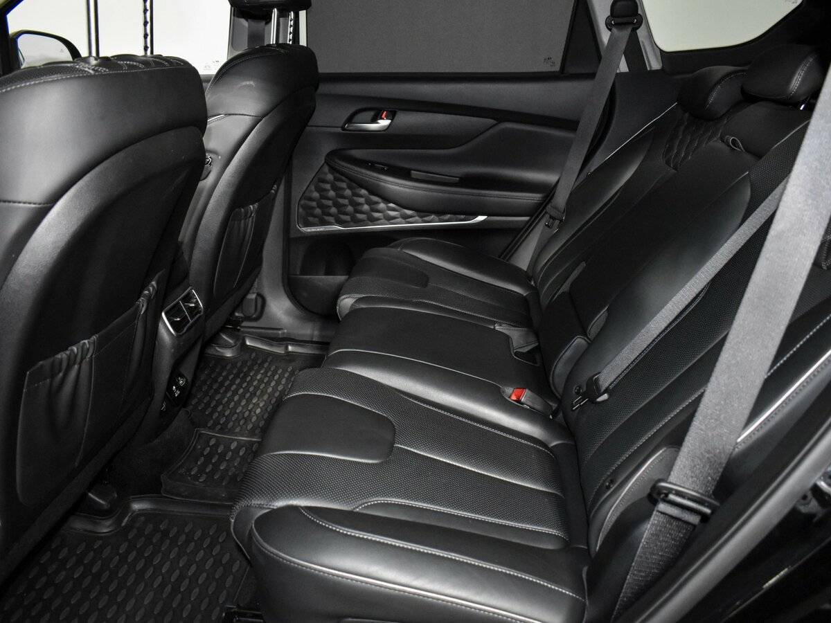 Купить Hyundai Santa Fe с пробегом. Фото: #9
