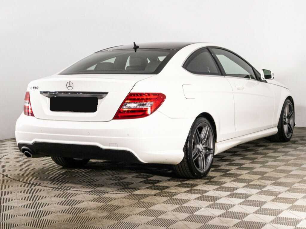 Купить Mercedes-Benz C-Класс с пробегом. Фото: #4