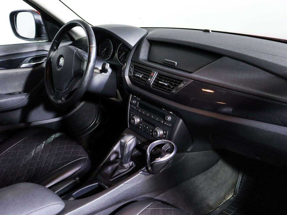Купить BMW X1 с пробегом. Фото: #6