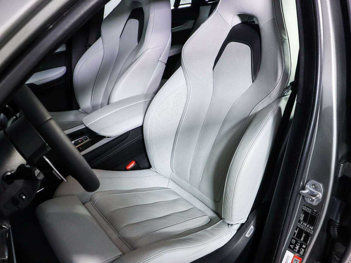 Купить BMW X6 M с пробегом. Фото: #21