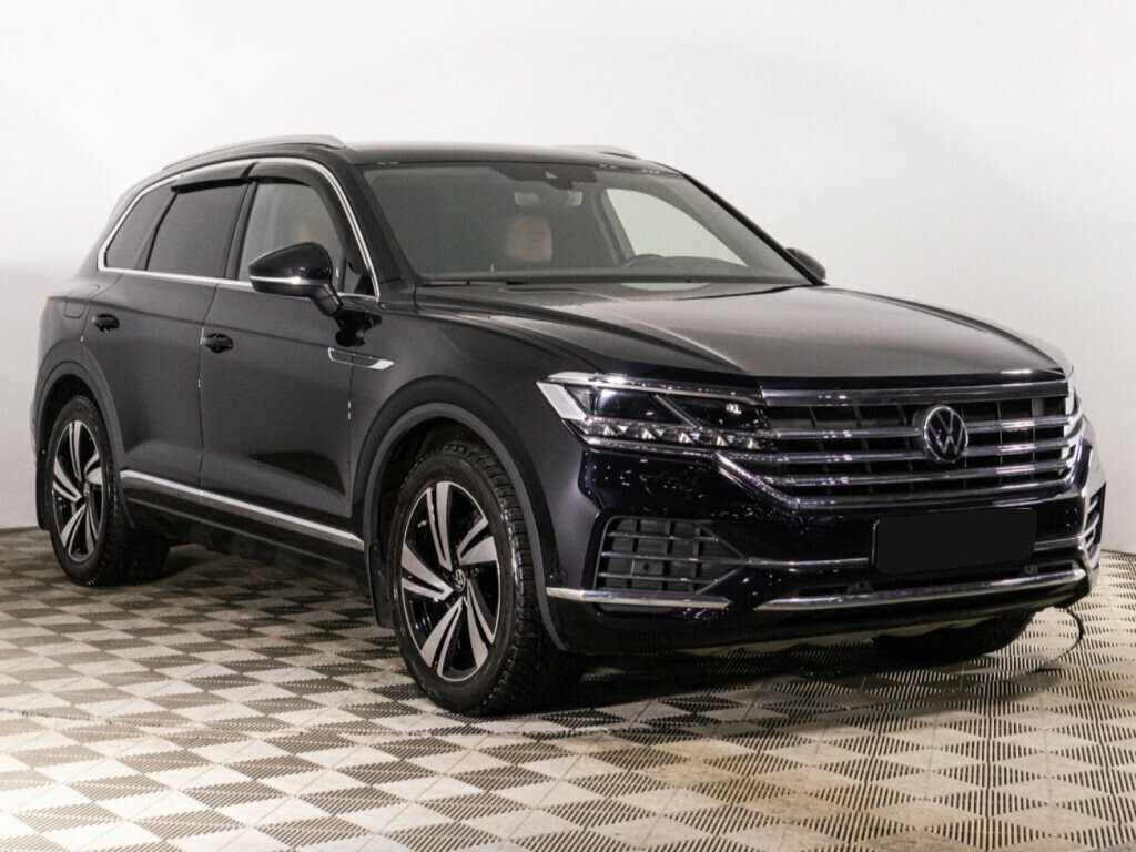 Купить Volkswagen Touareg с пробегом. Фото: #2