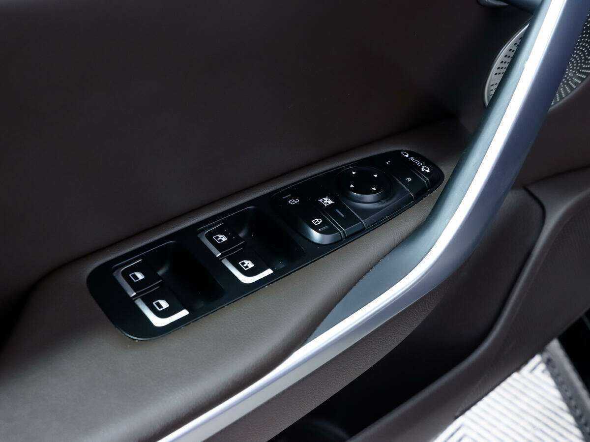 Купить Kia Stinger с пробегом. Фото: #11