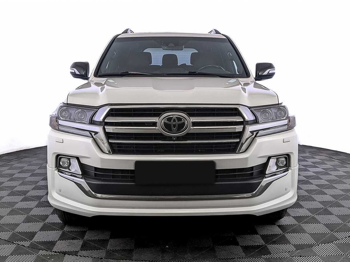 Купить Toyota Land Cruiser с пробегом. Фото: #1
