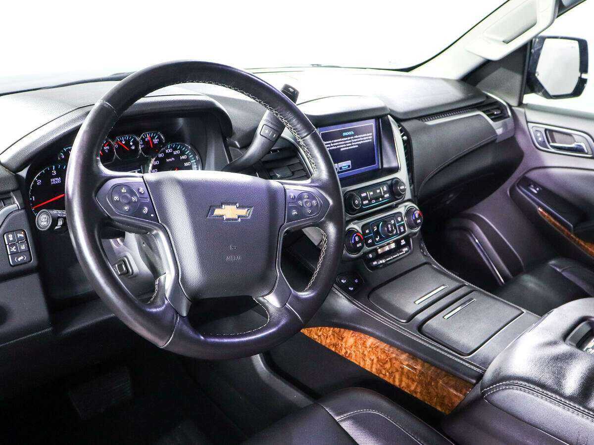 Купить Chevrolet Tahoe с пробегом. Фото: #10