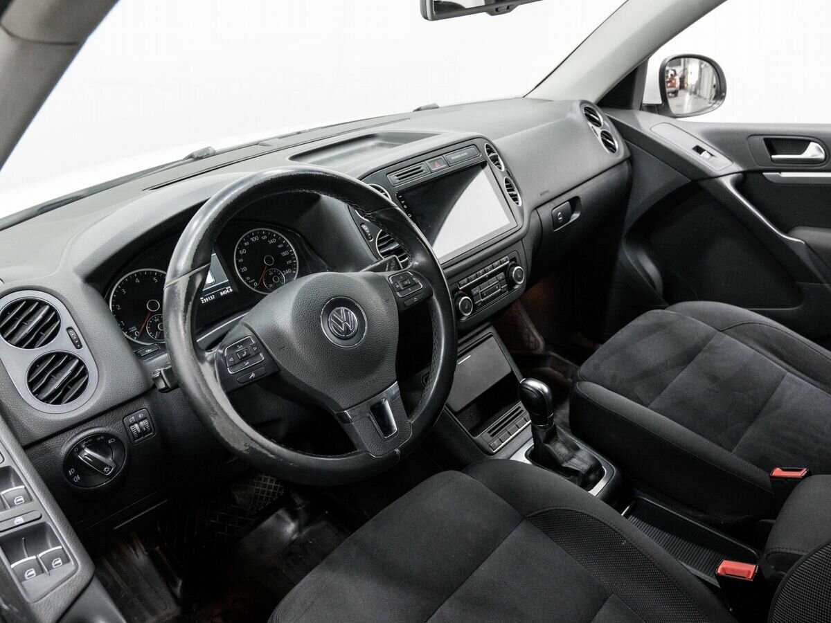 Купить Volkswagen Tiguan с пробегом. Фото: #13