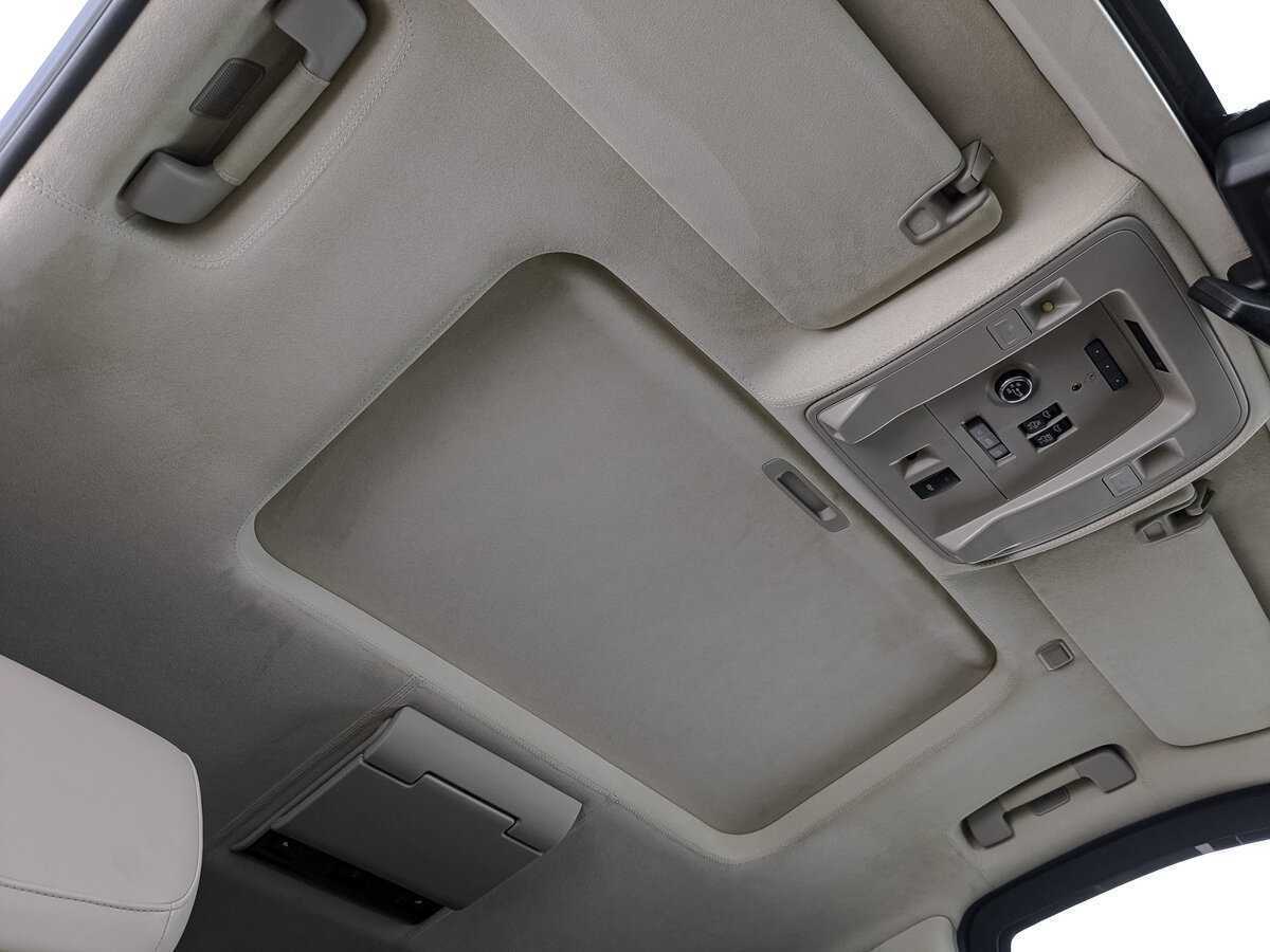 Купить Cadillac Escalade с пробегом. Фото: #19