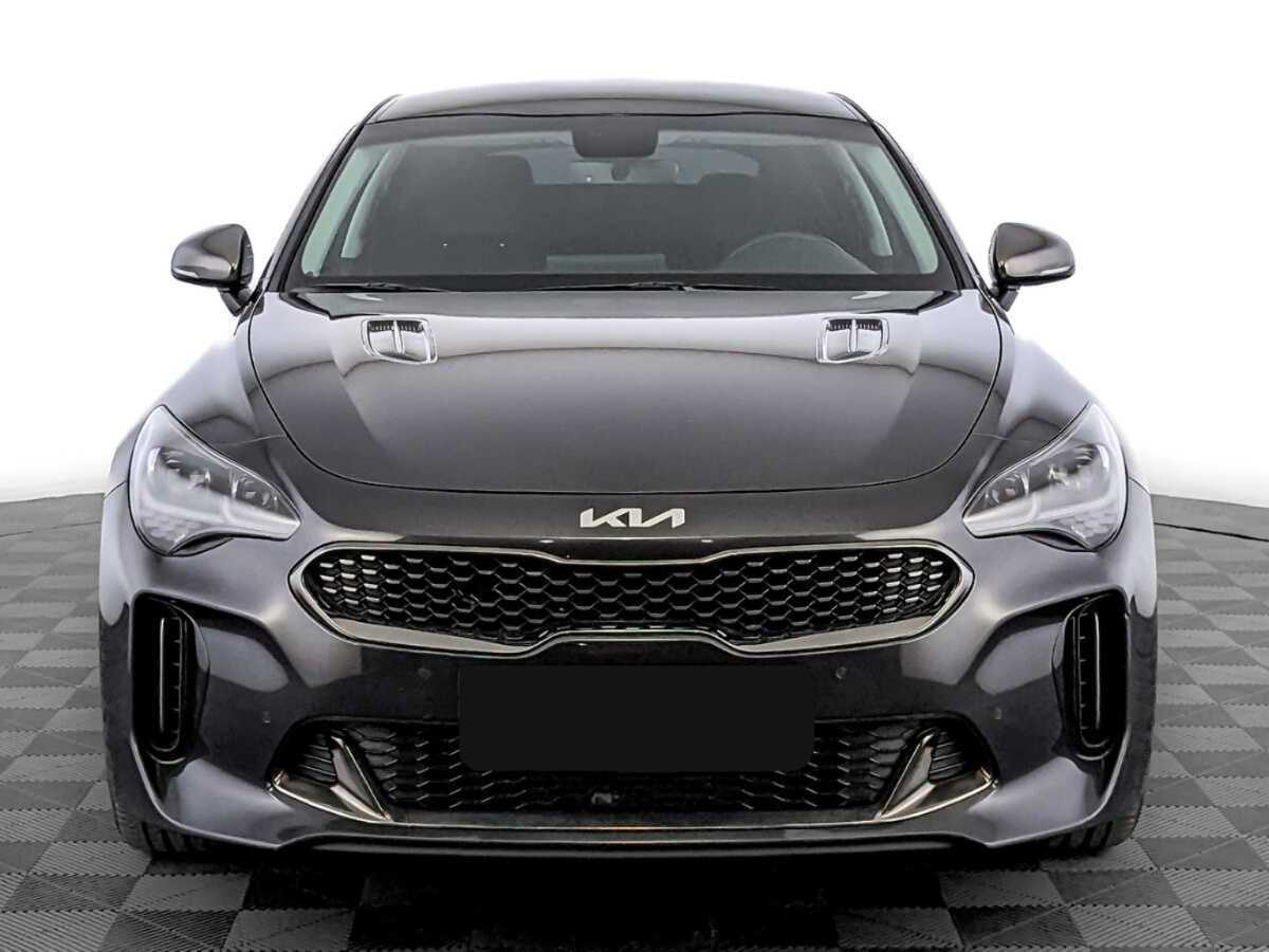 Купить Kia Stinger с пробегом. Фото: #1