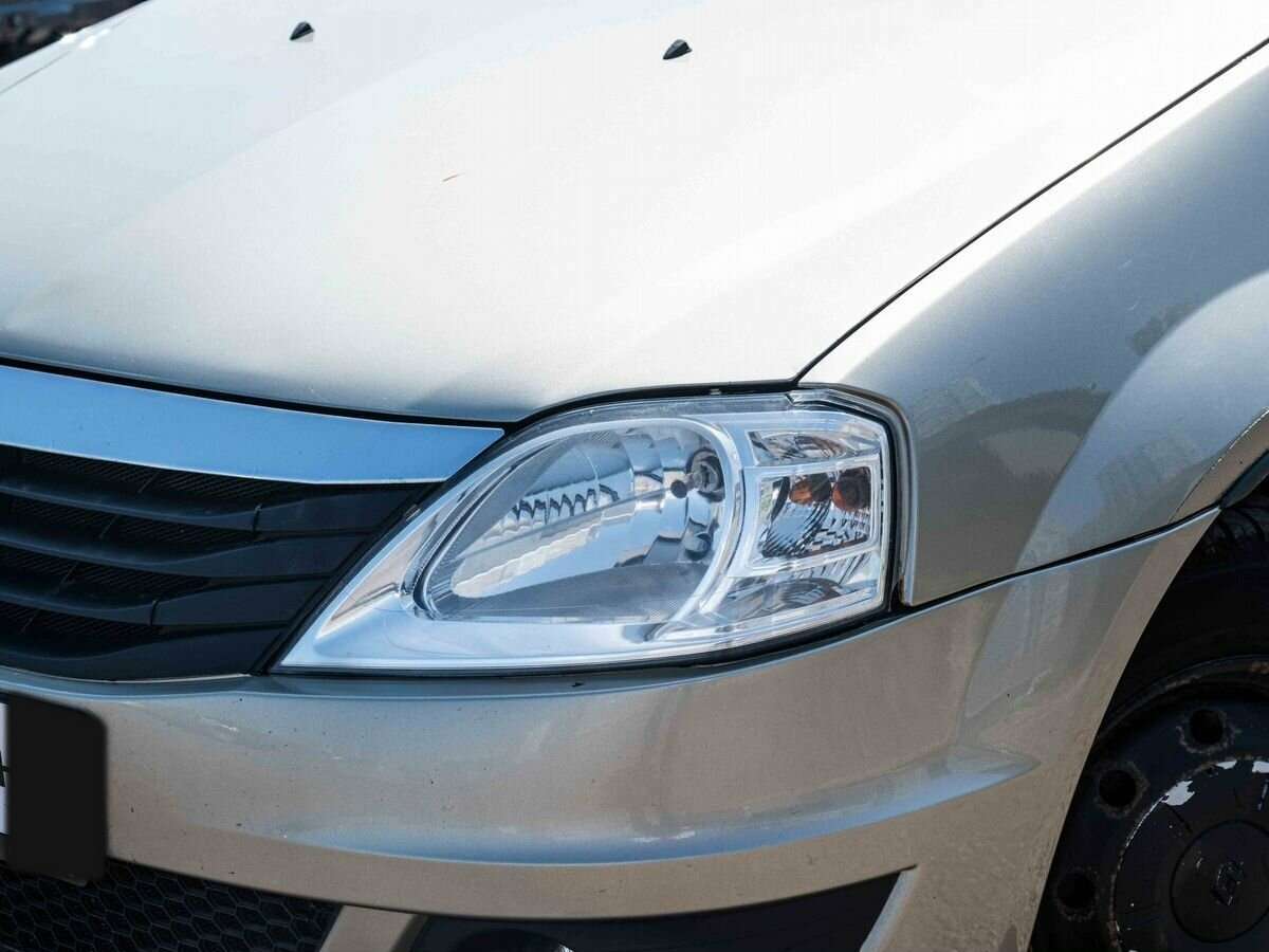 Купить Renault Logan с пробегом. Фото: #6