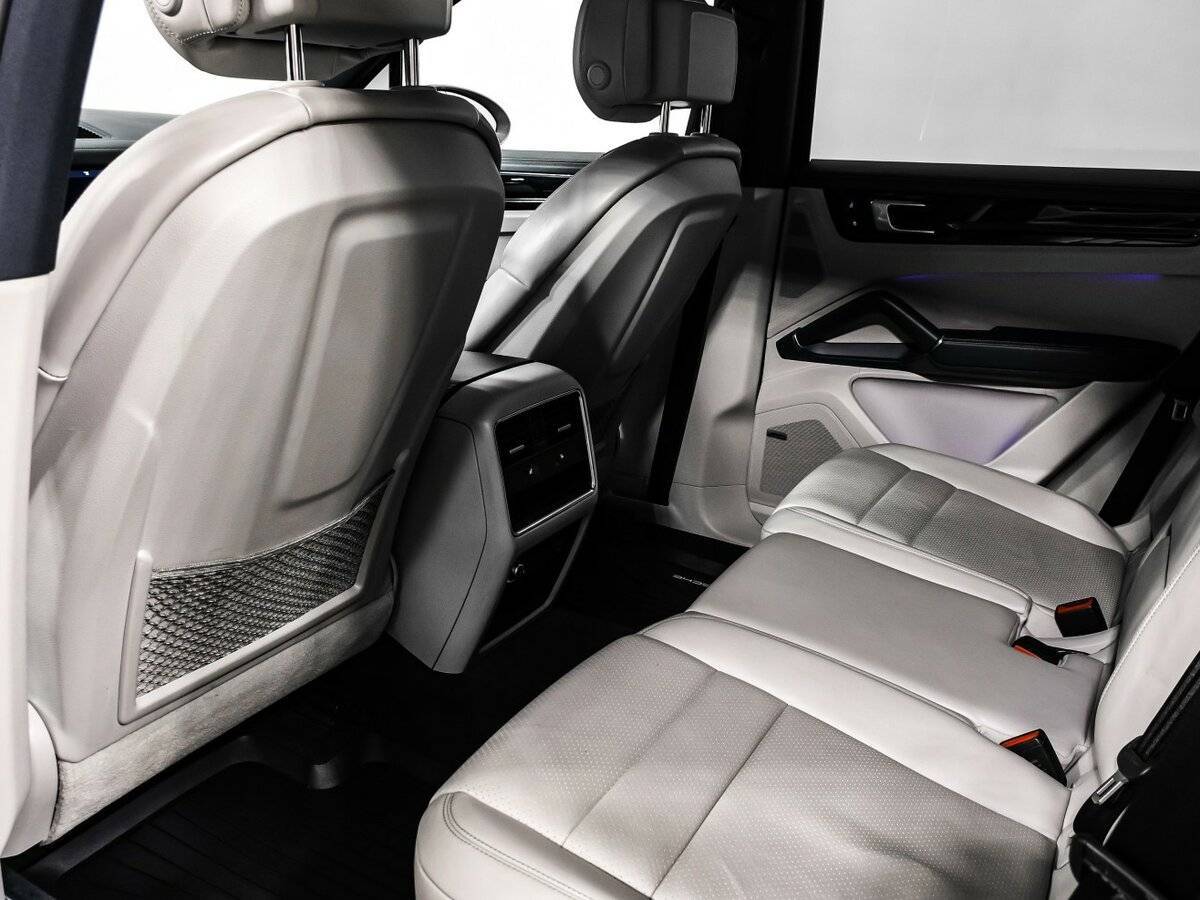 Купить Porsche Cayenne с пробегом. Фото: #12