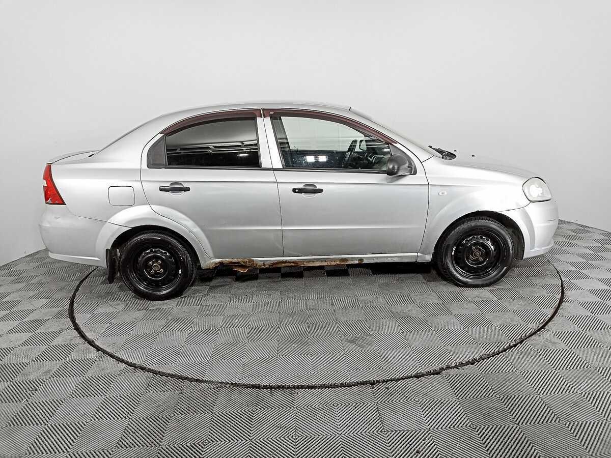 Купить Chevrolet Aveo с пробегом. Фото: #3