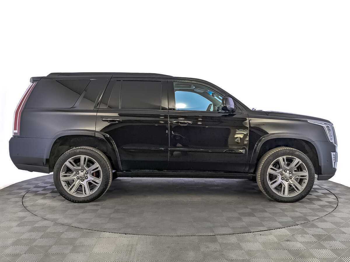 Купить Cadillac Escalade с пробегом. Фото: #3