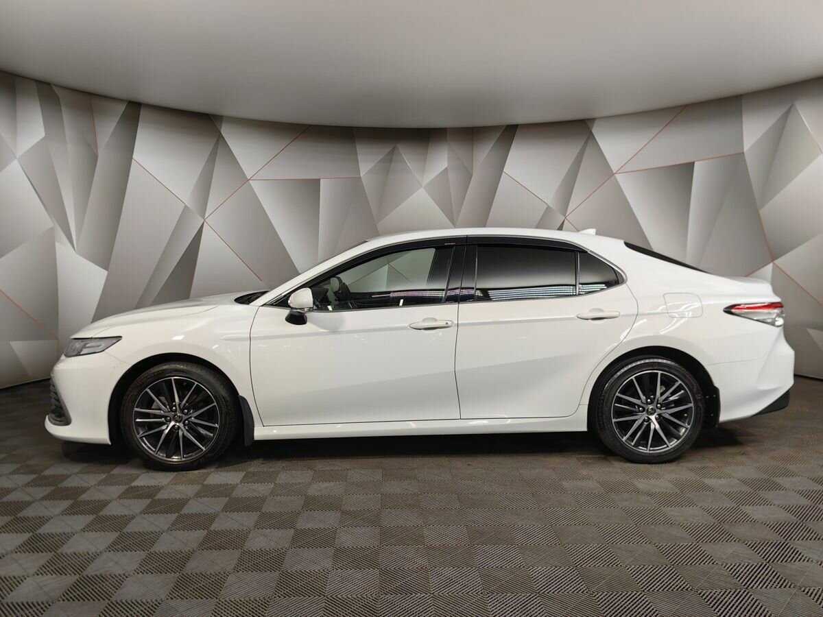 Купить Toyota Camry с пробегом. Фото: #4