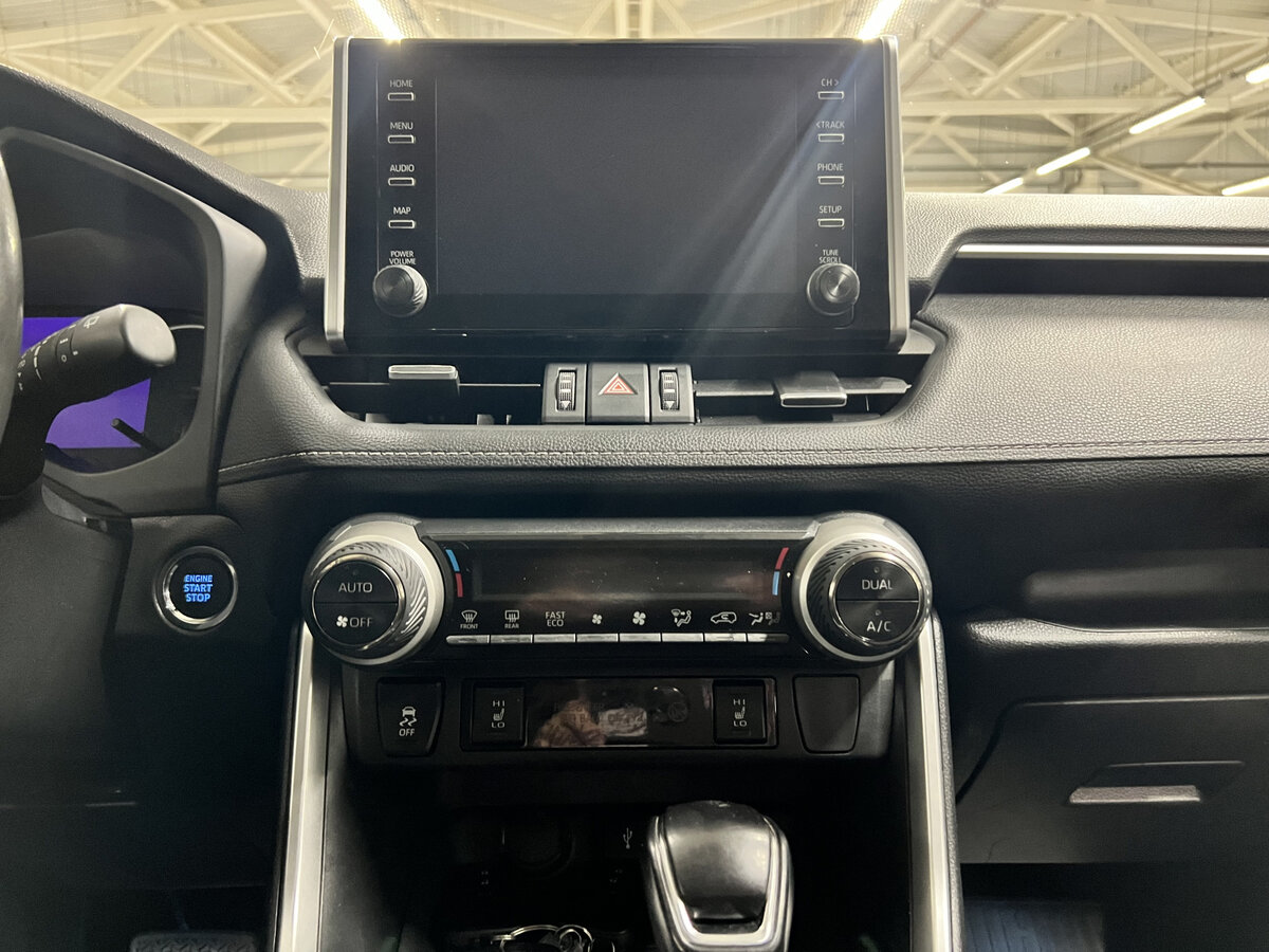 Купить Toyota RAV4 с пробегом. Фото: #14