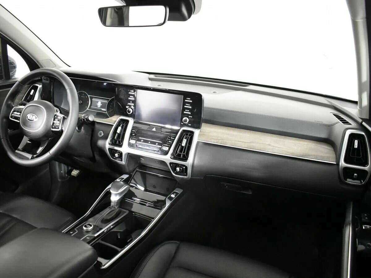 Купить Kia Sorento с пробегом. Фото: #11