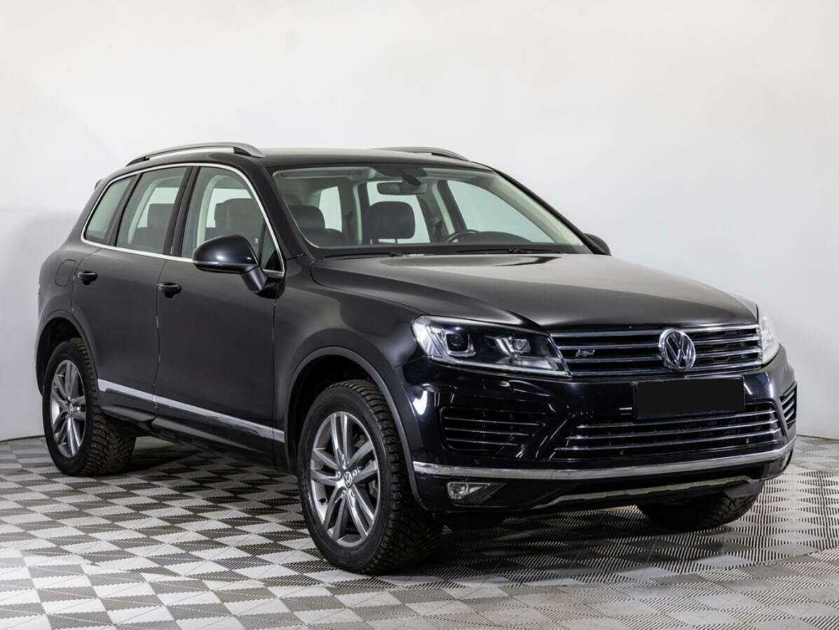 Купить Volkswagen Touareg с пробегом. Фото: #2
