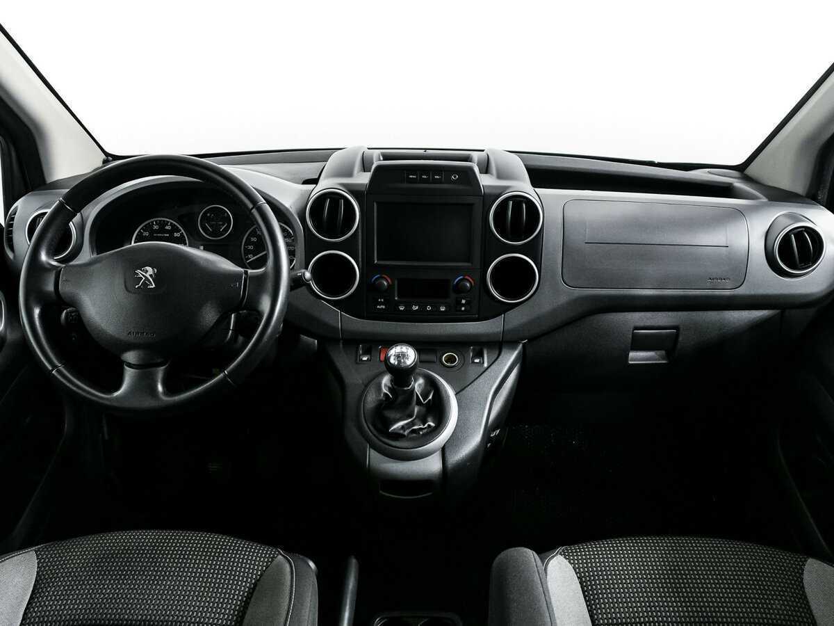 Купить Peugeot Partner с пробегом. Фото: #8