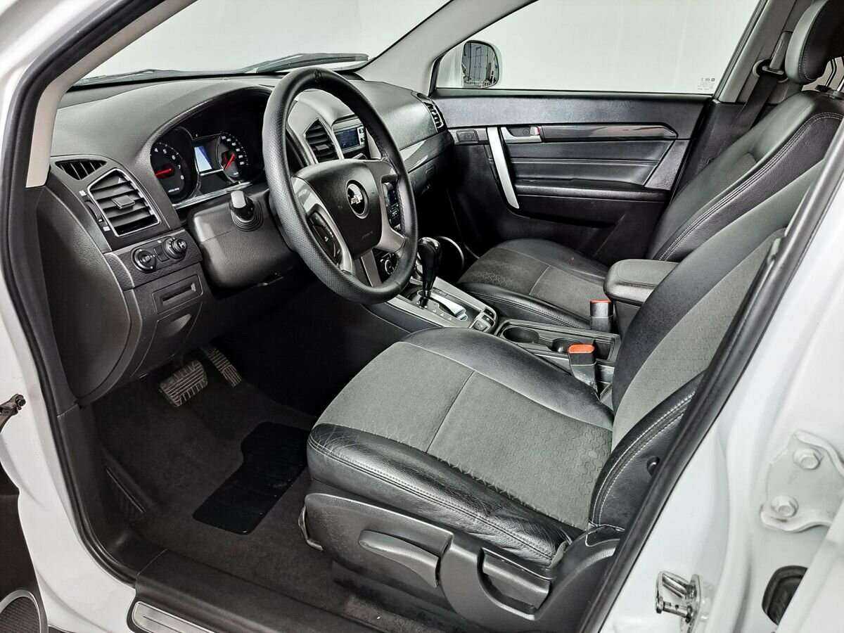Купить Chevrolet Captiva с пробегом. Фото: #15