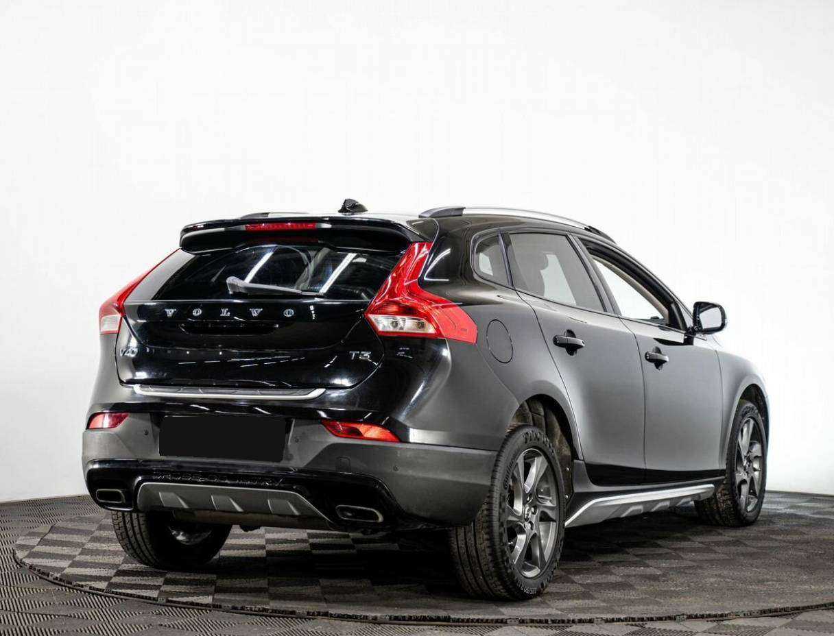 Купить Volvo V40 Cross Country с пробегом. Фото: #5