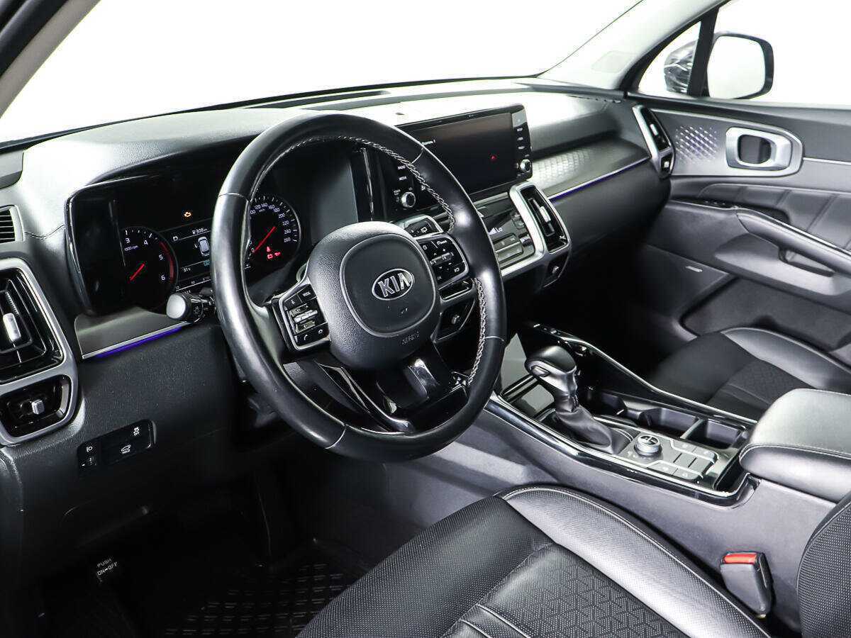 Купить Kia Sorento с пробегом. Фото: #13